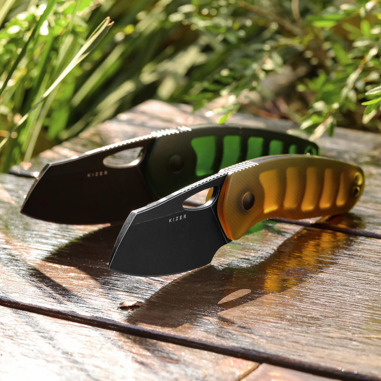Hornet | Bee Belly Hollowed-out Handle | 14C28N | Fixed Blade | KizerV™ 1074A2 - Image 8