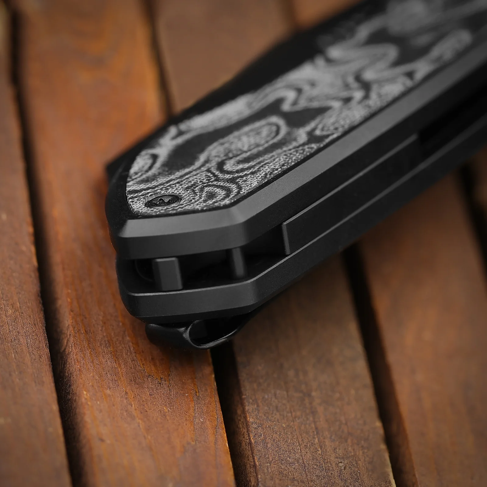Wharning | Kizer Button Liner Lock™ | WHARNCLIFF | S45VN | KizerB™ 3738A1 - Image 14