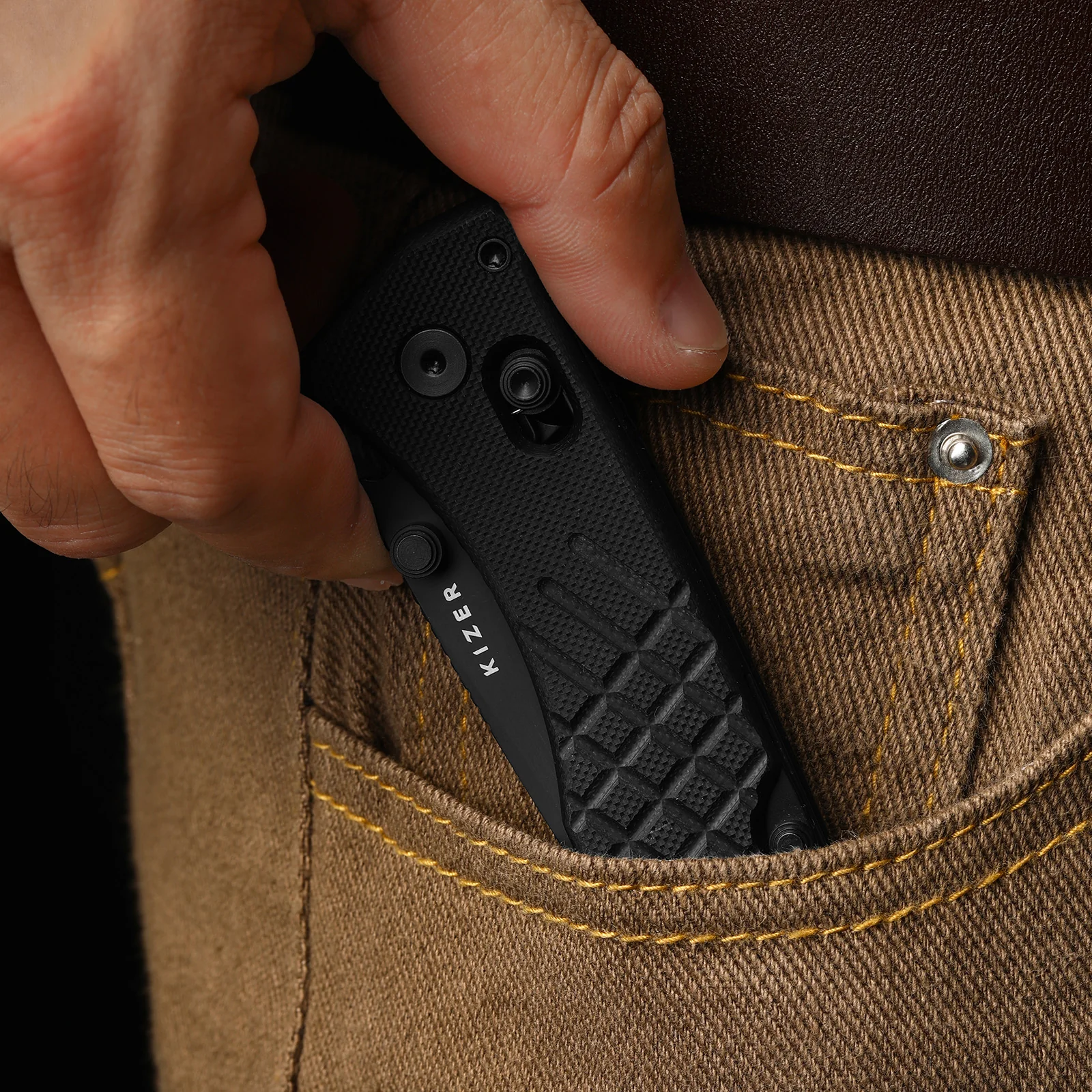 Aegis T | Kizer Clutch Lock™ | Tanto | Rescue Hook & Glass Breaker | KizerV™ 3774CTA1 - Image 19