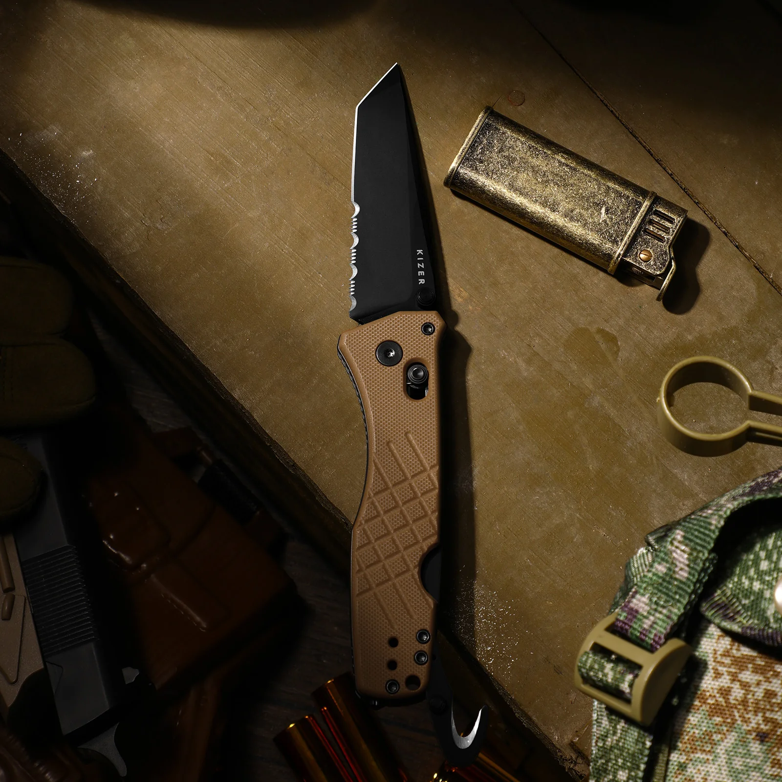 Aegis T | Kizer Clutch Lock™ | Tanto | Rescue Hook & Glass Breaker | KizerV™ 3774CTA2 - Image 9