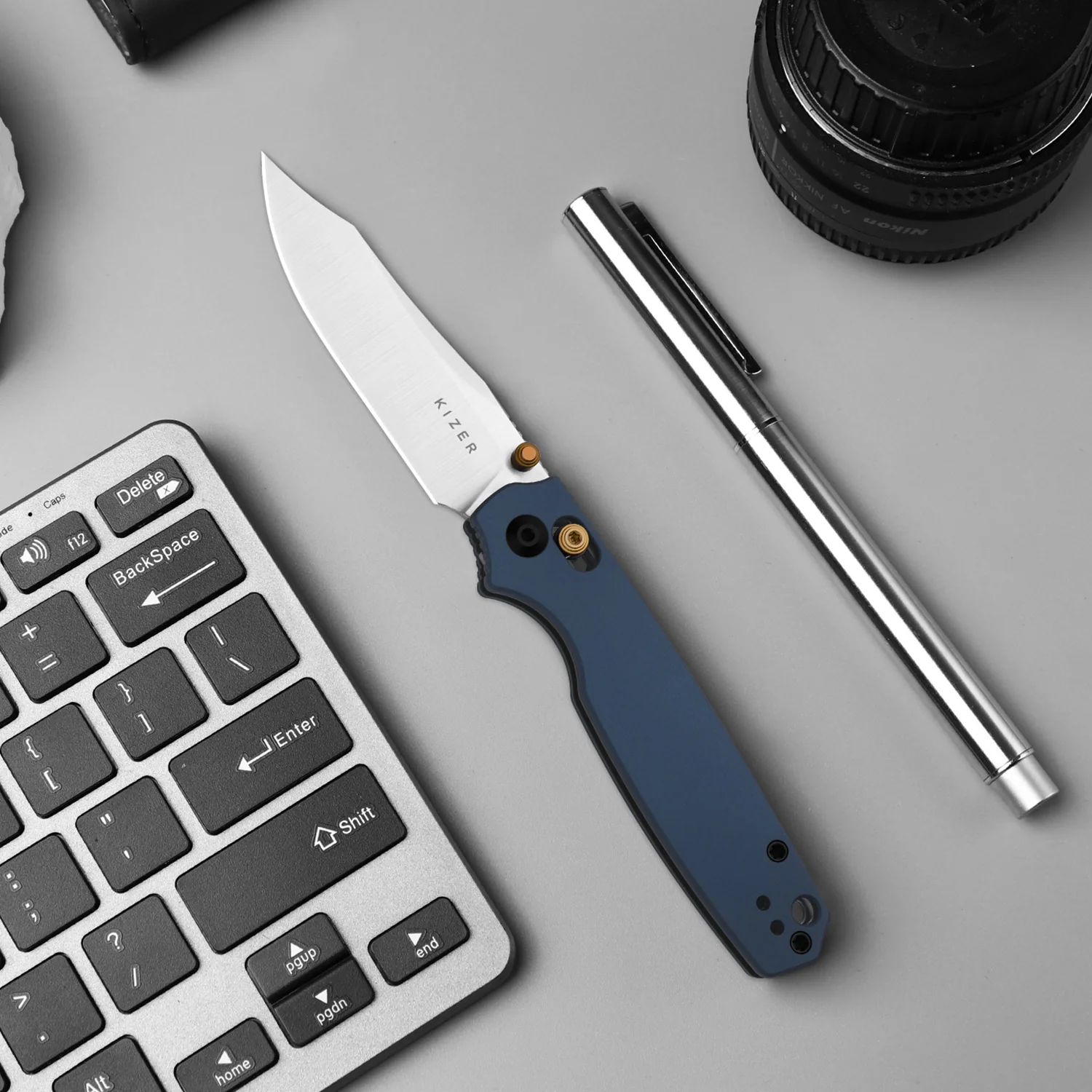 Pokiman CC | Kizer Clutch Lock™ | Clip Point | Four-Finger Full Grip | Aluminum | KizerV™ 3789A4 - Image 14