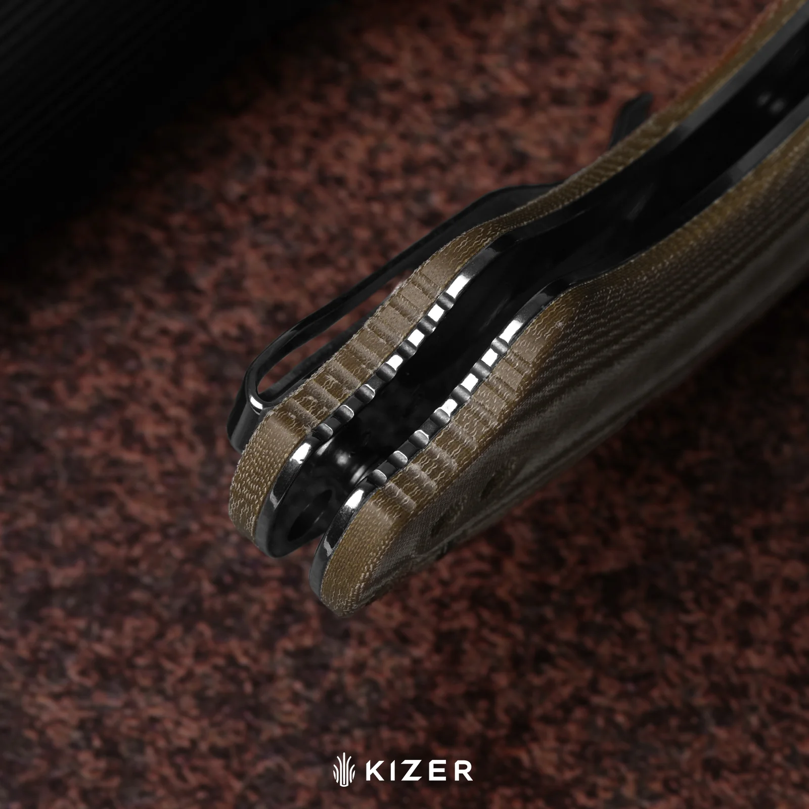 Roach XL | Kizer Button Liner Lock™ | 14C28N | Micarta | KizerV™ 4477BDA2 - Image 13