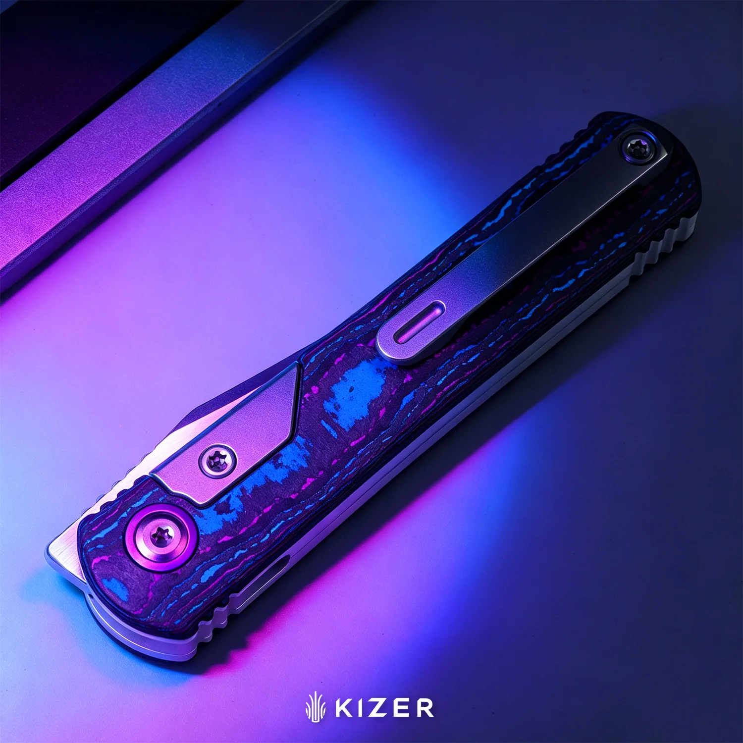 Feist 3 | CPM S90V + Matte DLC Ultra | Hawkbill | UV-Luminescent | Titanium (Matte DLC Ultra) & CamoCarbon Ultimate Warrior | KizerX® 3499.3A3 - Image 17