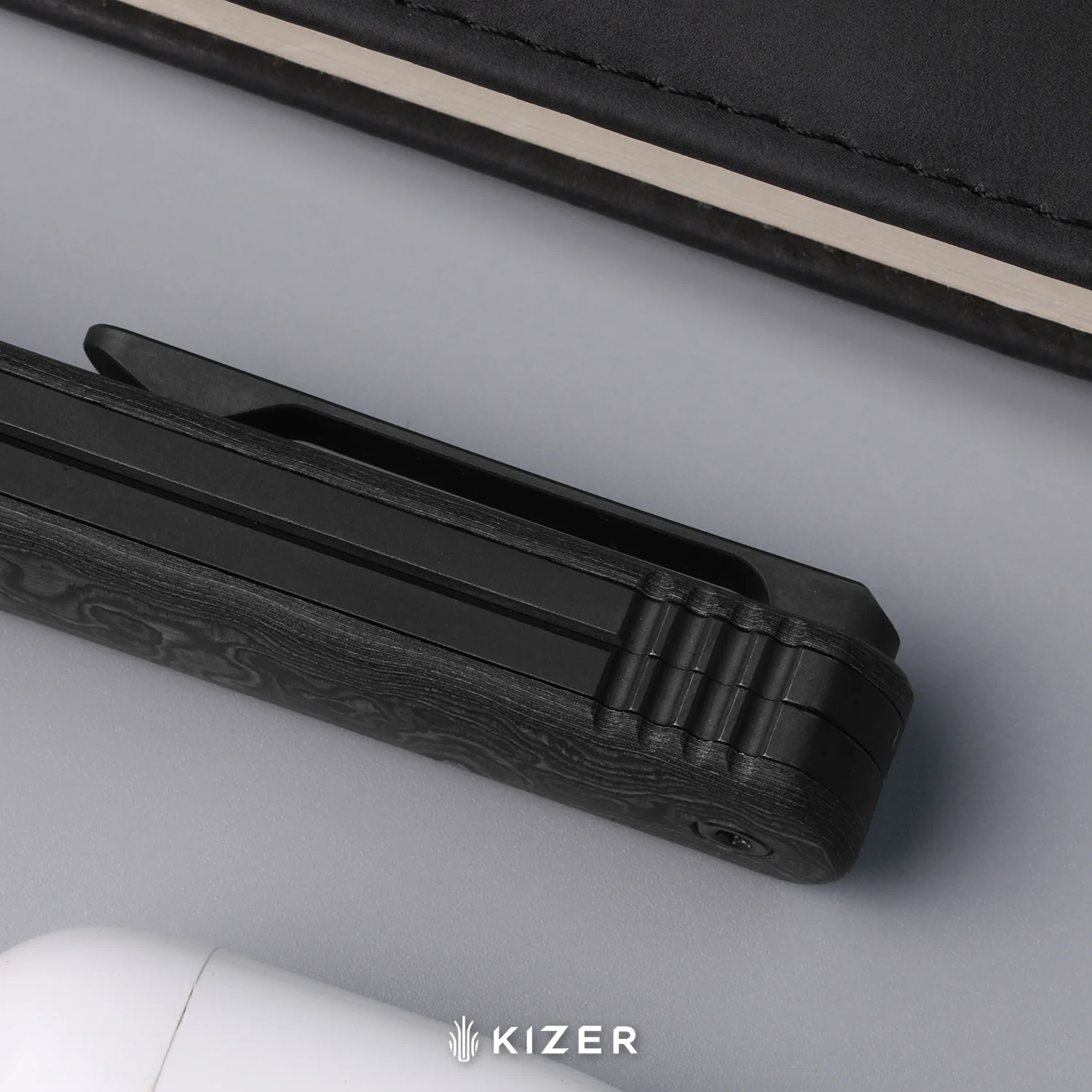 Feist 3 | CPM S90V + Hand-brushed | Titanium & KizerNova™ CF Lava | Reverse Tanto | KizerX® 3499.3A5 - Image 15