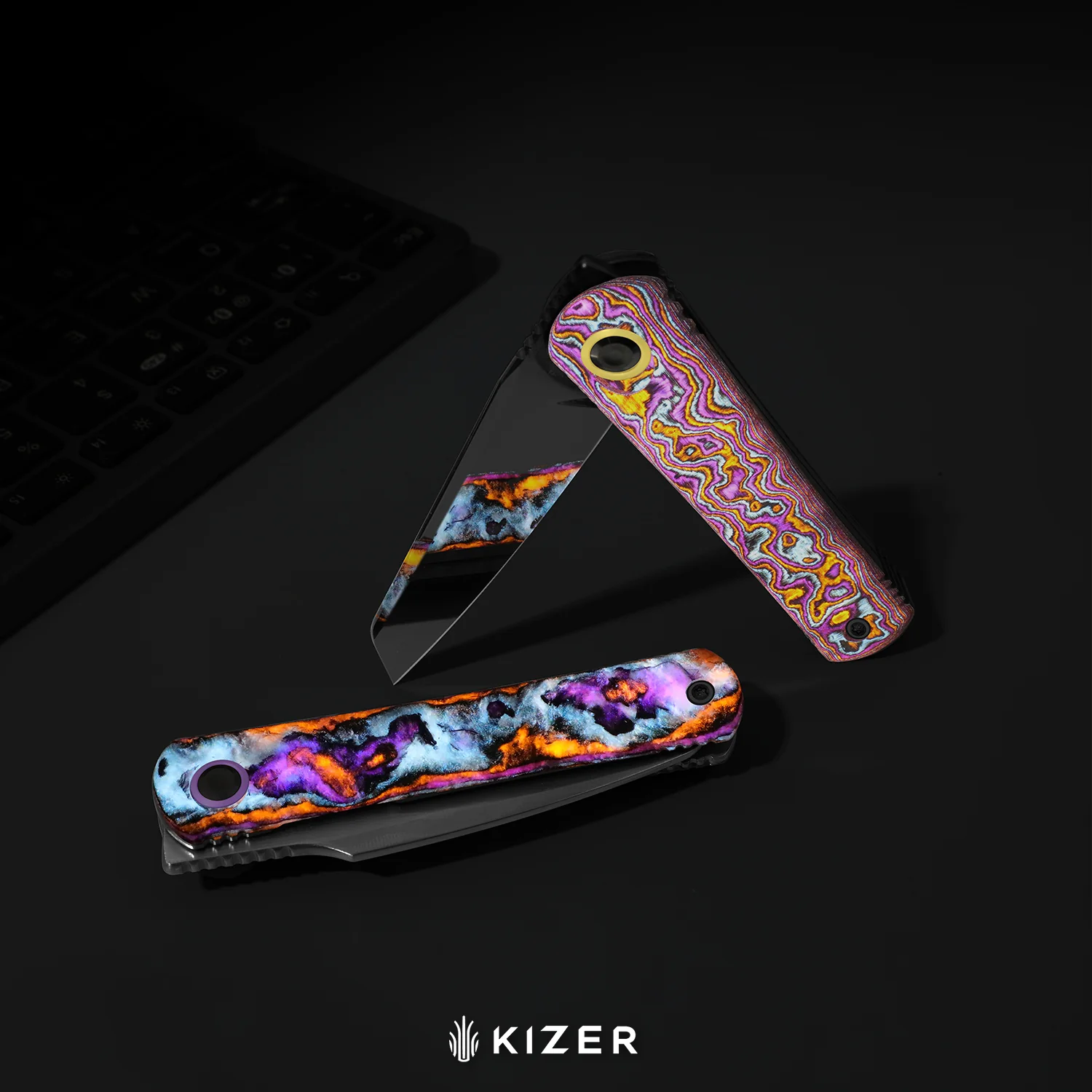 Feist 3 | CPM S90V + Hand-brushed | Titanium & KizerNova™ CF Lava | Reverse Tanto | KizerX® 3499.3A5 - Image 6