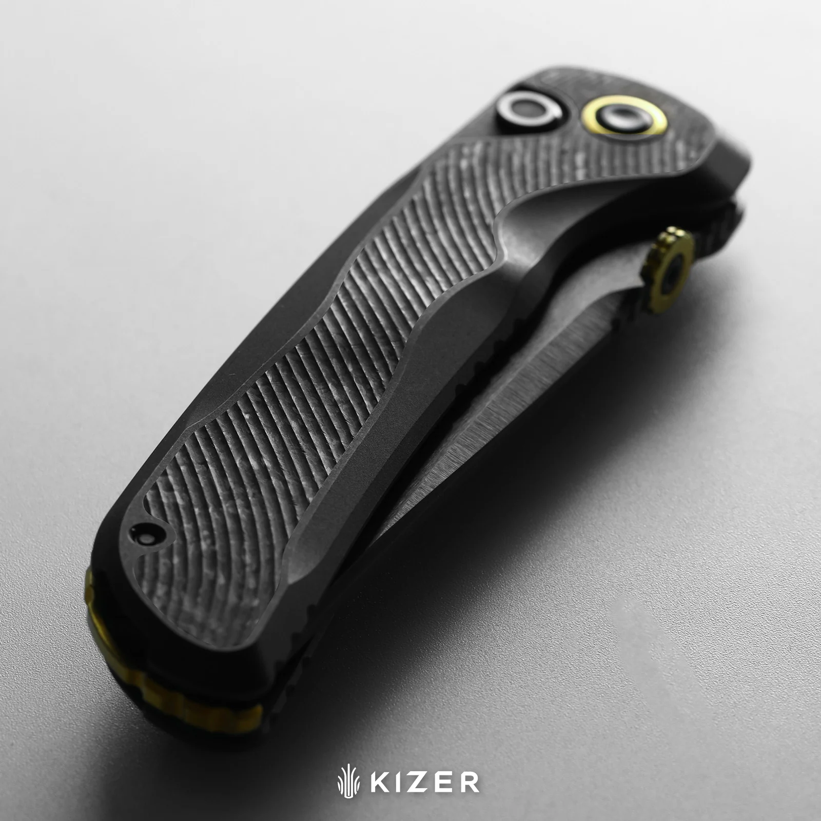 Mithril-Lefty | KineticFit™ Button Lock | M390 + DLC Ultra + Hand-Brushed | Titanium (DLC Ultra) & Fat Carbon | Exquisite Light | KizerX® FK08A1 - Image 13
