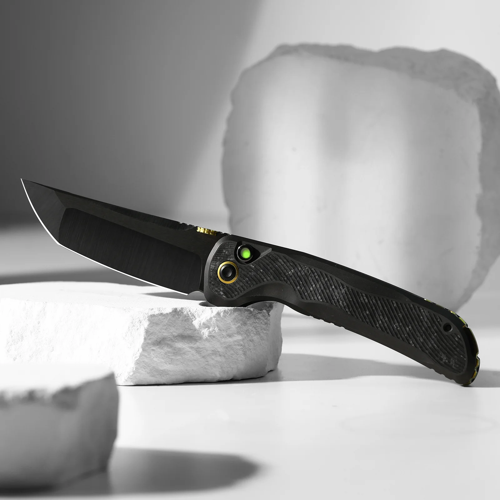 Mithril | KineticFit™ Button Lock | M390 + DLC Ultra + Hand-Brushed | Exquisite Light | KizerX® FK08A1 - Image 9